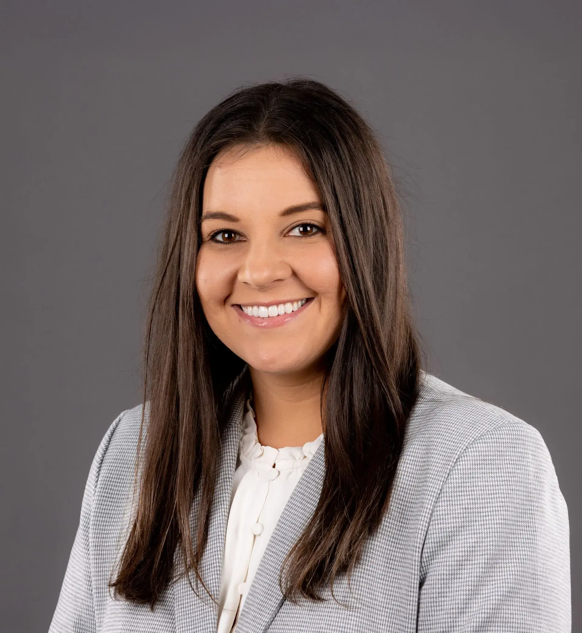 Portrait of Dr. Caitlin Carmody.